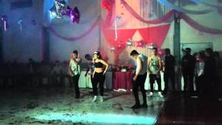 Jessica Saldivar Quiceañera bailando