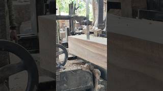 This is silk fiber wood. When you saw it, the picture looks #shortvideo #wood