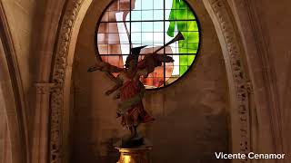 Interior de la catedral de cuenca a vista de dron