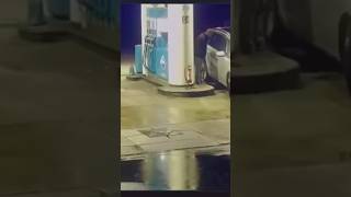 Frau verbrennt im Auto. Tankstelle Gütersloh, 10. Oktober 2024