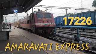 17226 - SSS Hubbali Vijayawada Amaravati Express entering Railway Station | INDIAN RAILWAYS