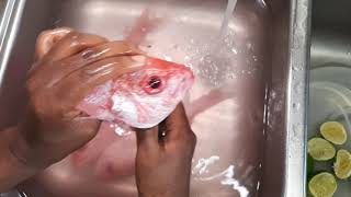 How to clean fish the Haitian way | men kijan Haitien netwaye pwason