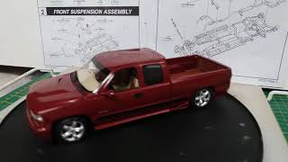 Revell 1/25 99' Silverado final reveal