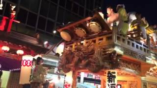 吉原祇園祭2014 競り合い 新追町.住吉町