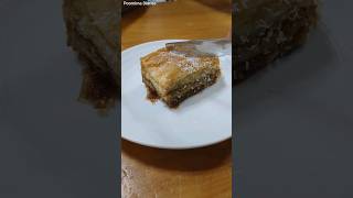 Perfect Baklava 😋😋 Must try if you are visiting any Turkish restaurant ✌️❤️#poornimadiaries #baklava