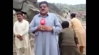 funny Pakistani news reporter fail