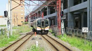 信越本線 E129系 新潟駅9番線到着