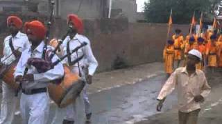 NAGAR KIRTAN IN MY VILLAGE... video by GURY SIDHU.....