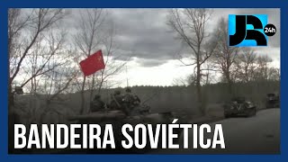 Rússia divulga vídeo de comboio a caminho da Ucrânia com a bandeira da União Soviética