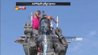 Abhishekam to Sri Maha Rudra Swamy in Srisailam