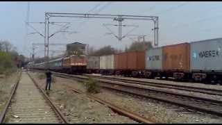 [IRFCA] WAP4e  in Hurry  with Ajmer Bandra SF Express