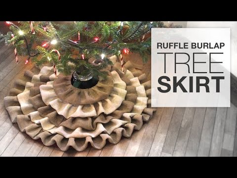 DIY No Sew Burlap Tree Skirt Tutorial DIY No Sew Burlap Tree Skirt Tutorial