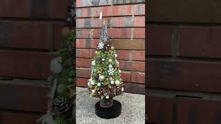 Christmas tree with driftwood cottages. Елка с домиками