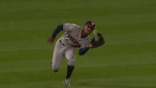 HOU@CWS: Kemp slides to catch Sanchez's fly ball