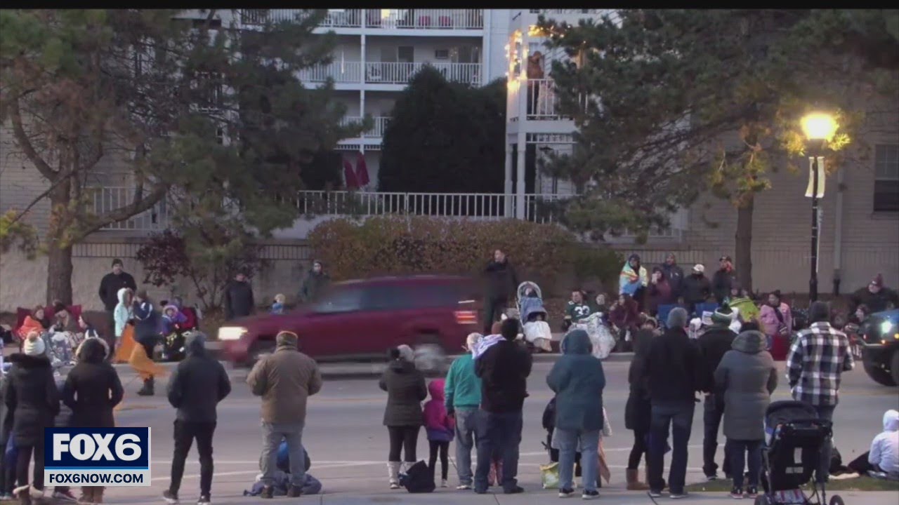 Waukesha Christmas Parade, Car Drove Through Barricade, 'some ...