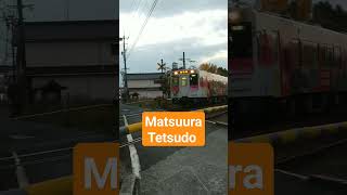 Matsuura Tetsudo leaving Imari station松浦鉄道　佐世保行き　伊万里駅付近