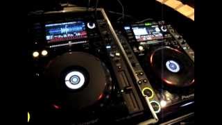 PIONEER CDJ 2000 NEXUS LOOPS PROBLEM PART 1