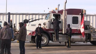 Trucks rolling to U.S. border after new blockade set up Thursday