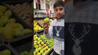 Different types of mangoes at Lulu Mall in Lucknow #short #viral