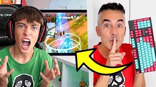 TROLEO a NICO Mientras Juega a FORTNITE (Controlo su Teclado!!)