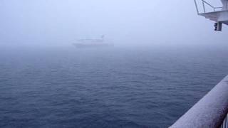 Hurtigruten - MS Trollfjord trifft MS Nordkapp im Schneesturm