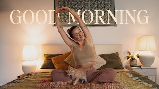 Good Morning ☀️ Soft Morning Yoga In Bed