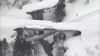 橋の除雪中に誤って約20m下の川に転落　67歳の男性死亡　JR只見線の運行のため県が作業発注【新潟・魚沼】 (25/02/16 12:09)