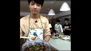 Xiao Zhan: cooking show [SUB] 肖战 关于做菜