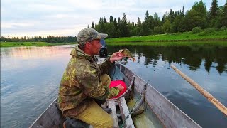 ПЕРЕДЕЛАЛ БОМБАРДУ И ПОНЕСЛАСЬ! РЫБАЛКА С ЛОДКИ! ЛОВИМ РЫБУ НОЧЬЮ.