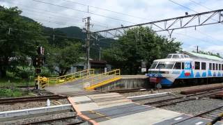 富士急行線「フジサン特急」8000系　下吉田駅で撮影