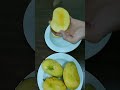 The Easiest Way to Cut a Mango #shorts | @lifestyleincolours MangoCutting Idea 09_07_2023