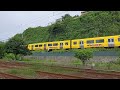 鹿児島市電とＪＲ 南港踏切と南鹿児島駅前電停）kagoshima city tram and jr minamiko crossing and minami kagoshima station