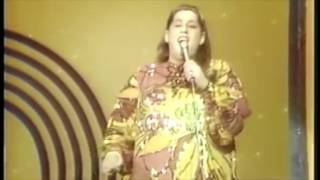 Mama Cass Urges Us to Register and Vote