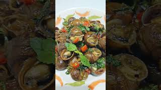 របៀបធ្វើខ្យងឆាអំពិលទុំ[Chhunleang Cooking]