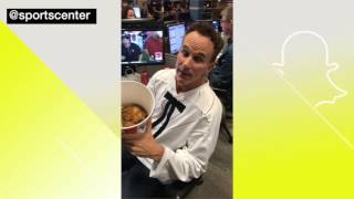 John Buccigross Sets Personal Chicken-Eating Record | ESPN Archives