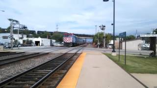 Fast Metra on BNSF racetrack