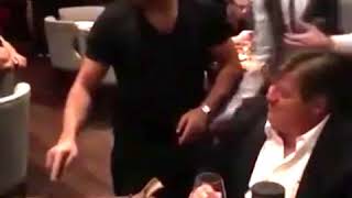 “El Piojo” Herrera visita el restaurant de “Salt Bae” en Miami