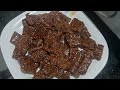 til aur gud ki chikki recipe at home very delicious 😋 तिल और गुड़ की चिक्की ररेसिपीat home 😋😋😋