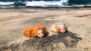 Elsa and Anna toddlers beach day