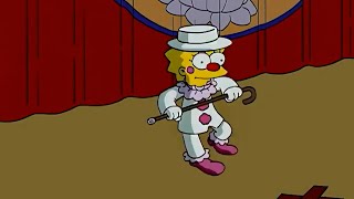 [The Simpsons] Lisa became a clown.