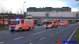 [Feuermelder Fernbahnhof + 2 Perspektiven] Einsatzfahrten von Flughafenfeuerwehr und BF Frankfurt