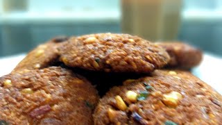 ||Parippu vada||(പരിപ്പുവട ഉണ്ടാക്കുമ്പോൾ ഇതും കൂടി ചേർത്ത് ഉണ്ടാക്കൂ രുചി വേറെ ലെവൽ ആണ് കേട്ടോ)