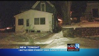 Armed robbery suspects not caught after standoff
