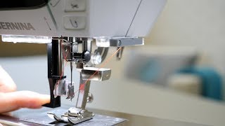 How to use the BERNINA needle threader