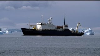 Research Vessel Rescue Effort Faces Tough Antarctic Conditions