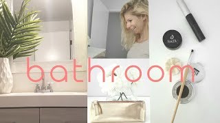 BATHROOM DECLUTTER ORGANIZE and DEEP CLEAN WITH ME simplify bathroom, minimalist bathroom