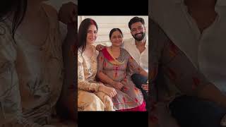 Katrina kaif with her Sasu ma and husband ❤❤ Vicky kosal #katrinakaif #trending #bollywood