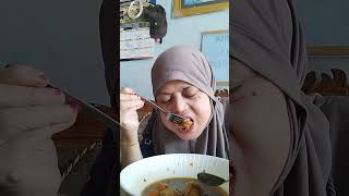 mukbang perdana..😍😁