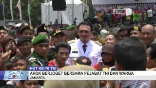 Ahok Asyik Joget Bersama TNI dan Warga