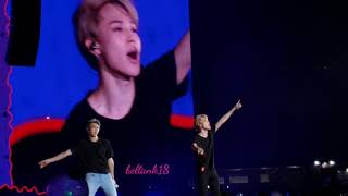 181006 (ANPANMAN : V fell during performance 😰) 'LOVE YOURSELF TOUR CITIFIELD' NY